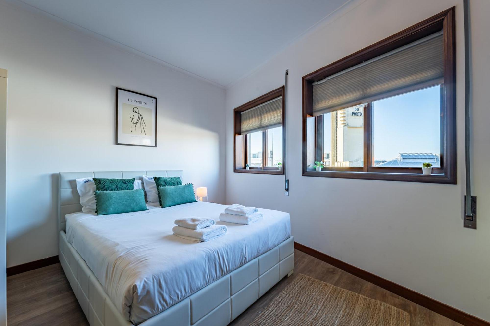 Plan C Downtown Apartment Порто Екстериор снимка