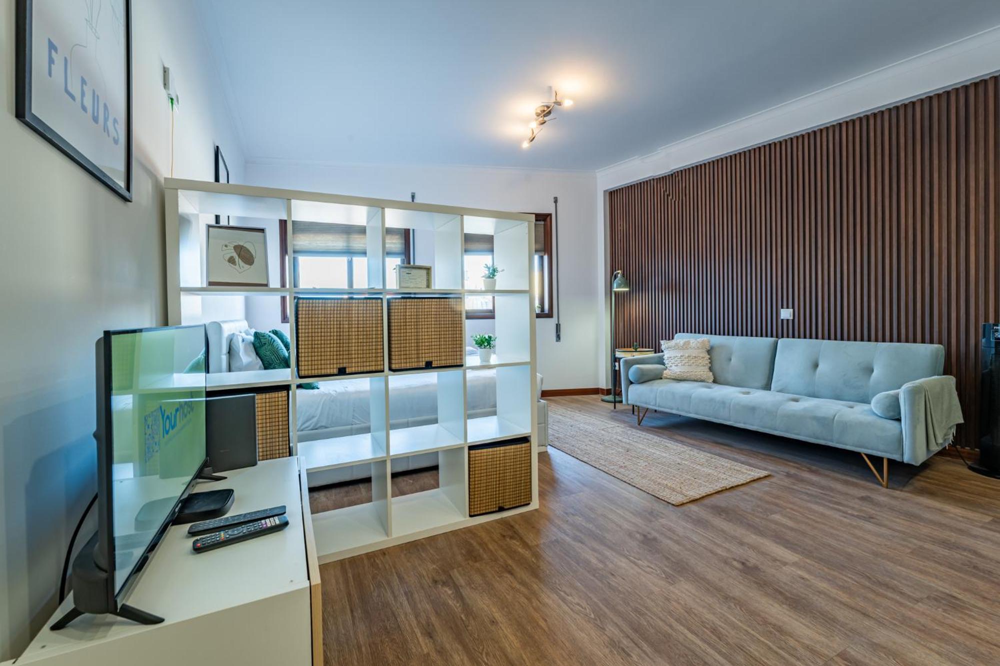 Plan C Downtown Apartment Порто Екстериор снимка